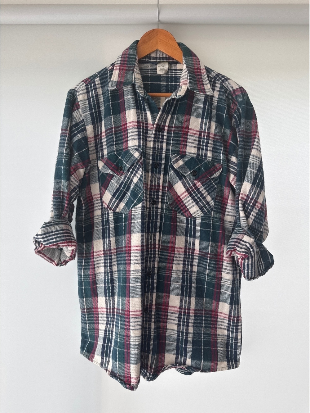 OshKosh B'gosh Men's Medium Regular Plaid Button-Up Shirt